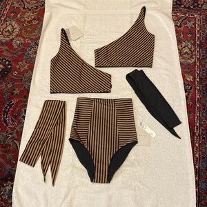 NWT Baiia Valencia reversible bikini tops and bottom.